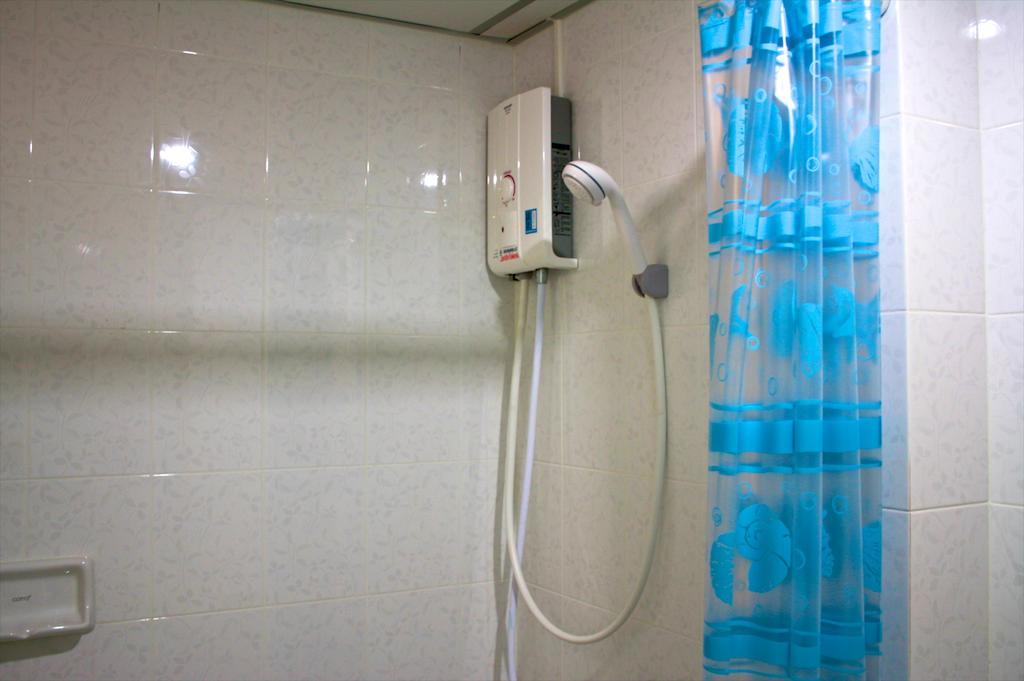 Baanbudsarin Apartment Sing Buri Ngoại thất bức ảnh